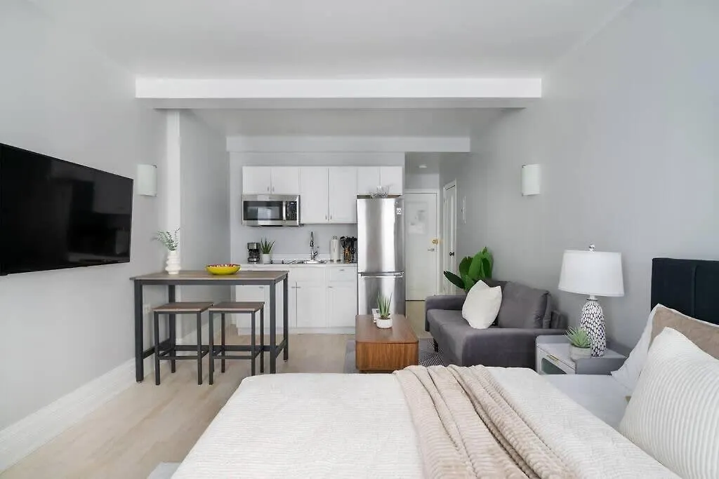 73-705N Luxury Elv Bldg 24H Dm Gym Studio New York Apartment