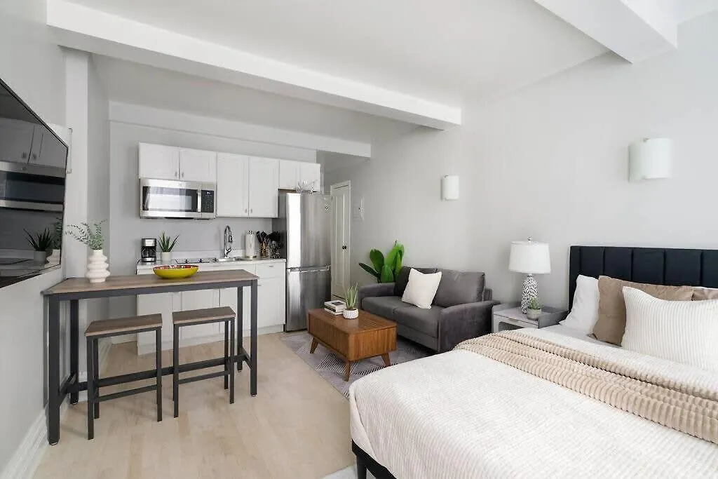 Apartment 73-705N Luxury Elv Bldg 24H Dm Gym Studio New York United States
